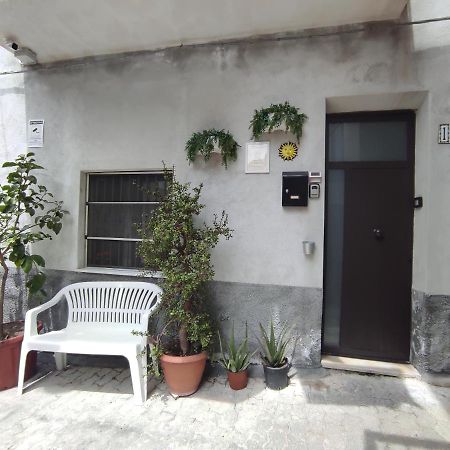 "The Gole Of Alcantara Living In The Dream'S Room" Graniti Exterior foto