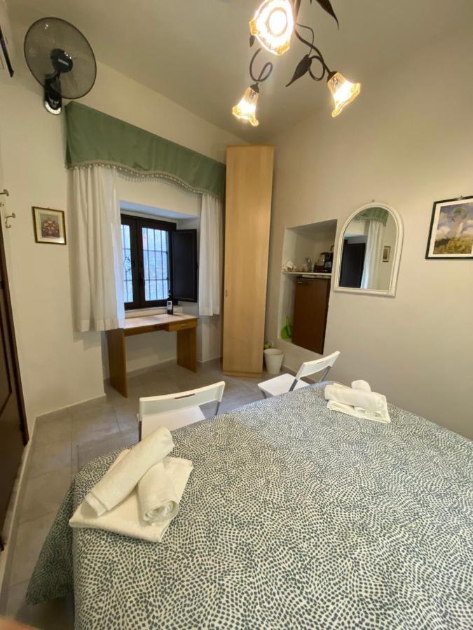 "The Gole Of Alcantara Living In The Dream'S Room" Graniti Exterior foto