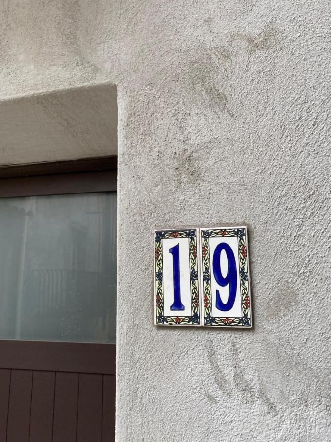 "The Gole Of Alcantara Living In The Dream'S Room" Graniti Exterior foto