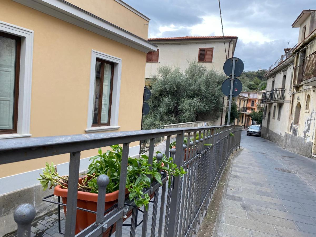 "The Gole Of Alcantara Living In The Dream'S Room" Graniti Exterior foto